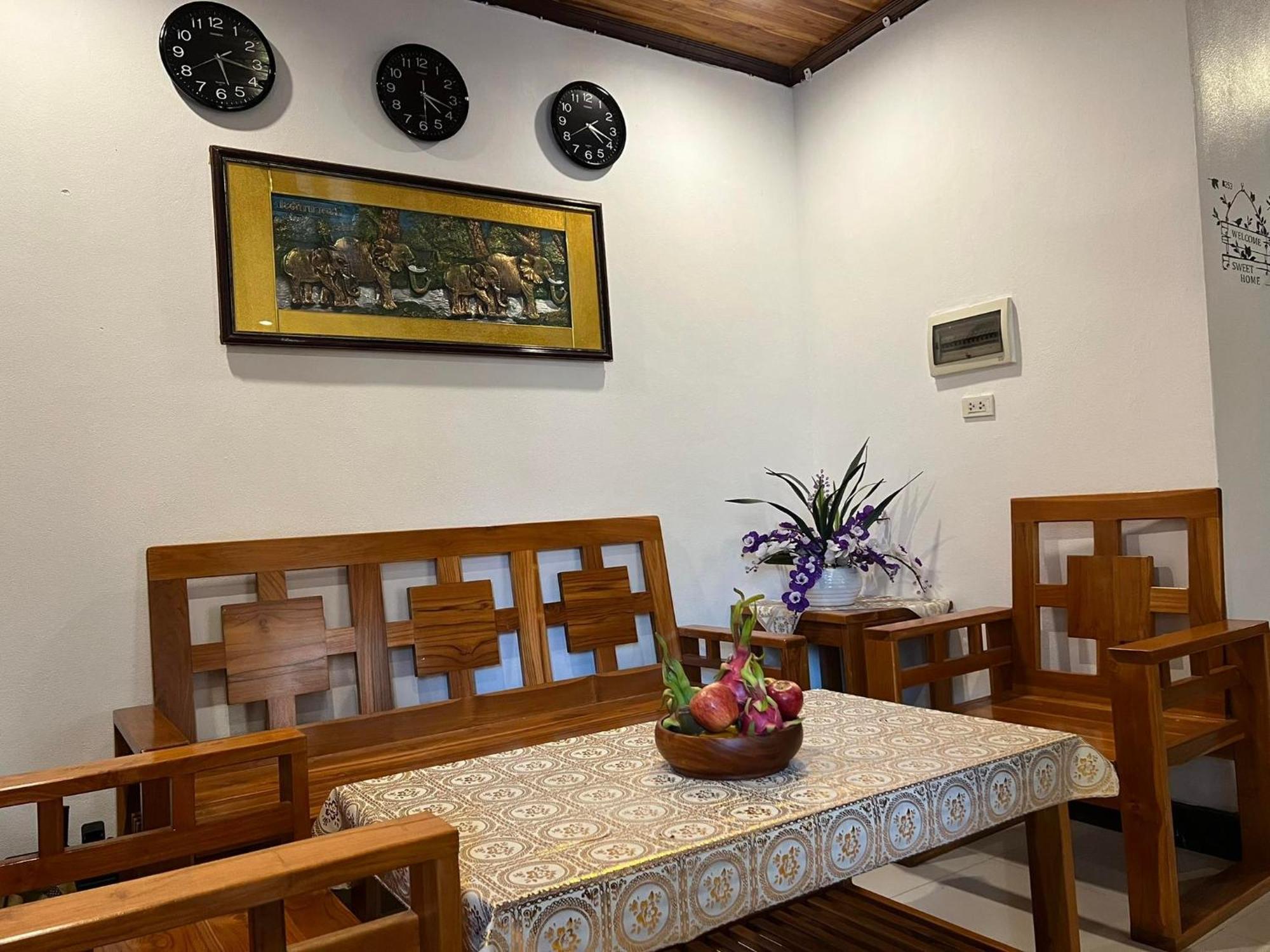 Jasmine Place House Luang Prabang Exterior foto